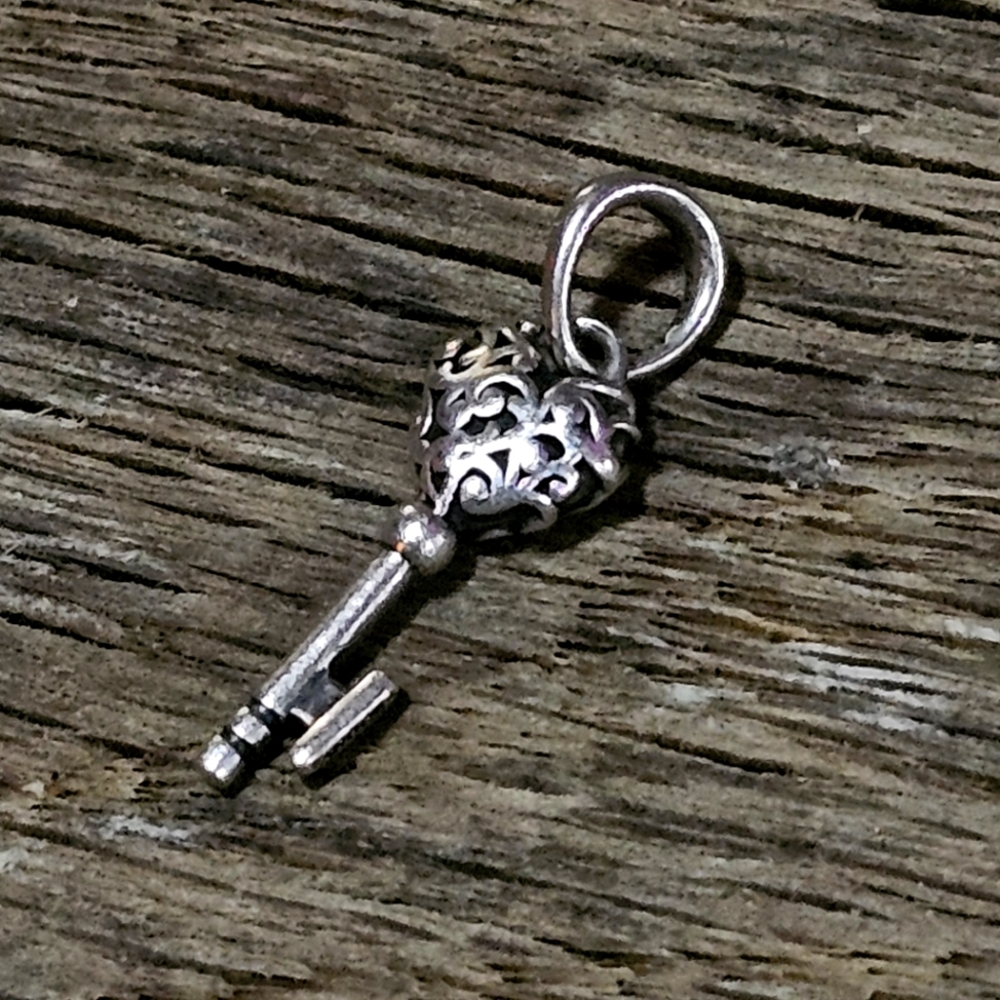 EUC PANDORA Retired Charm Regal Key Sterling Silver Vintage Dangling Design